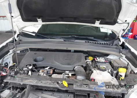 2020 Jeep Renegade Trailhawk 4X4 from USA, damaged, VIN ZACNJBC15LPK98219